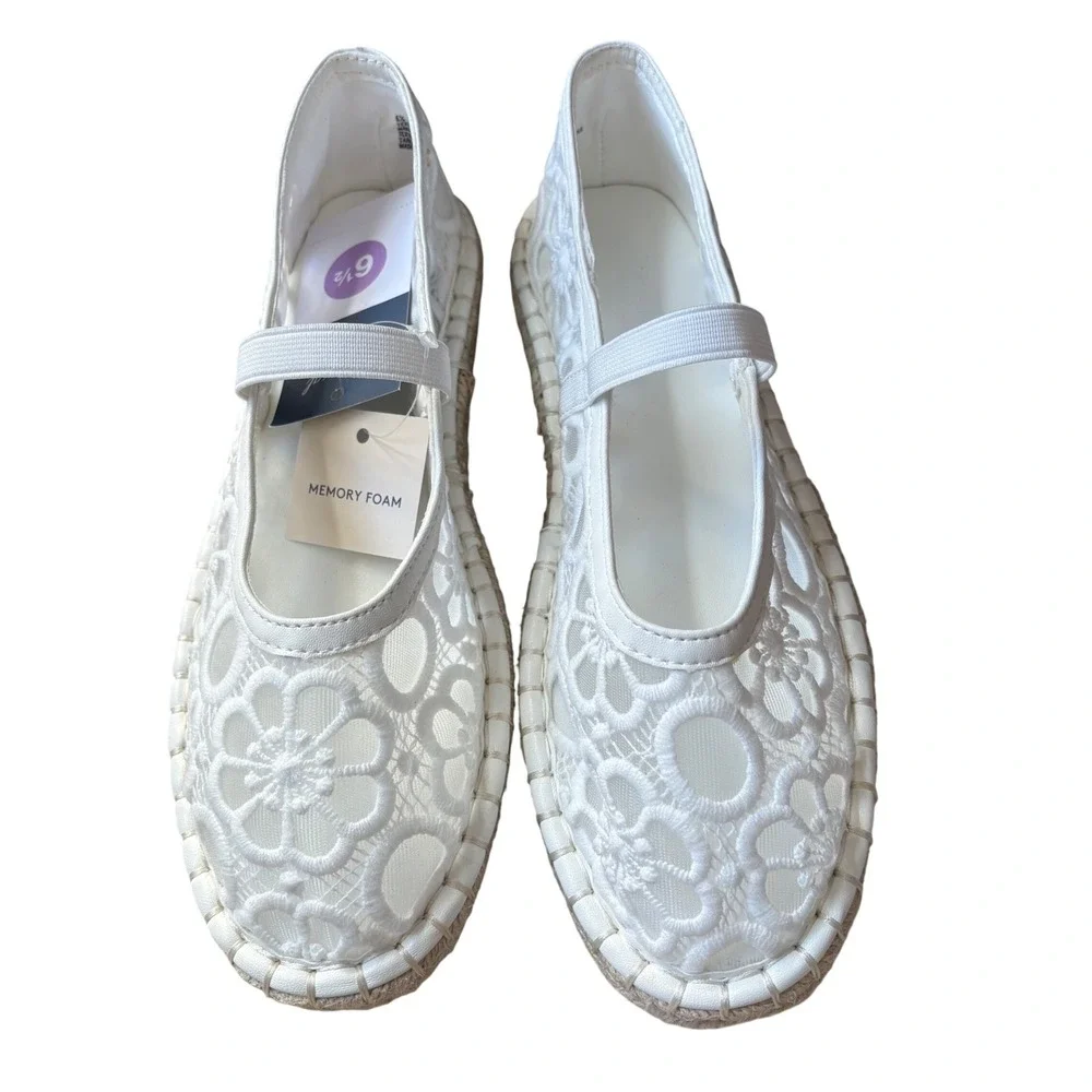 Universal Thread Celia White Floral Lace Espadrille Mary Jane Flats Size 6.5 NEW